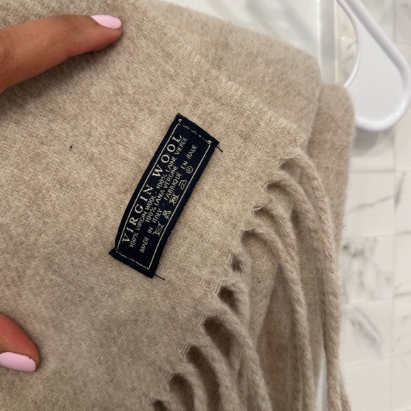 Jacquemus L'Encharpe Brand-Patch Wool Scarf NWOT - Picture 5 of 5